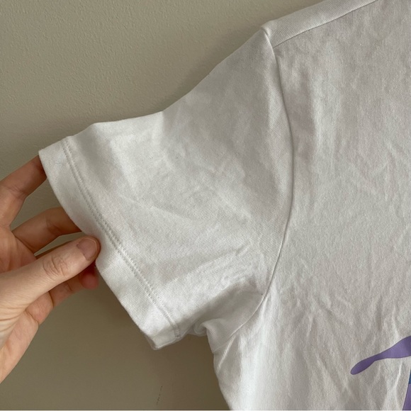 Rare Adidas Tee - Picture 3 of 9